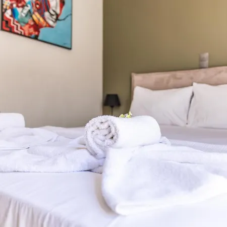 Baja Aparthotel 4*